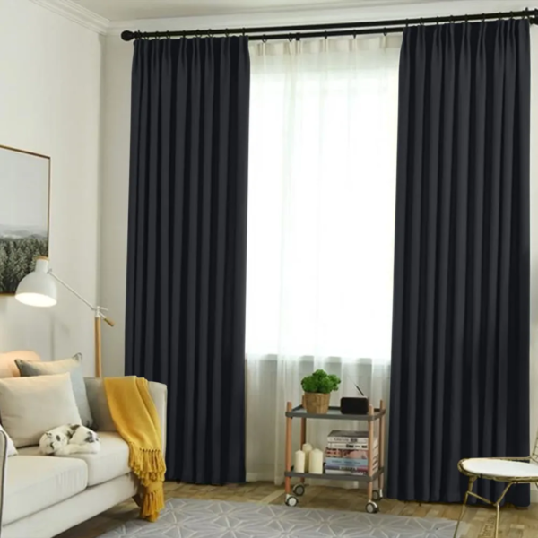 Плотные шторы из габардина цвет черный арт-2
